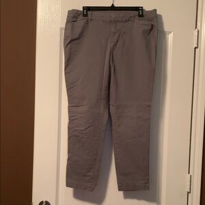 Old Navy Women's Gray Chinos